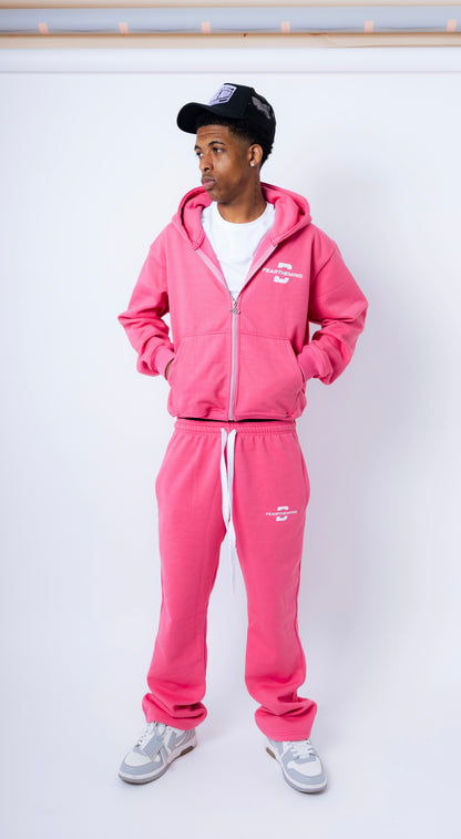 model, 6 ft, wearing a medium pants